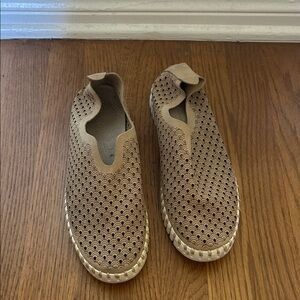 Ilse Jacobsen slip-on Tulip Sneaker - size 7